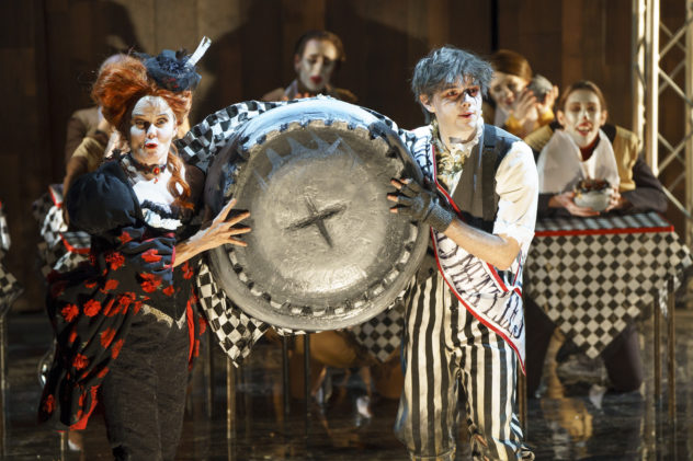 Julie Mullins, Jack Wolfe