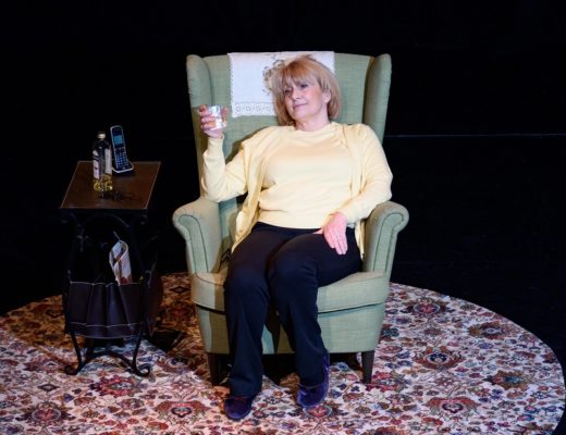 Libby-Smyth-as-Ruby-Murray.